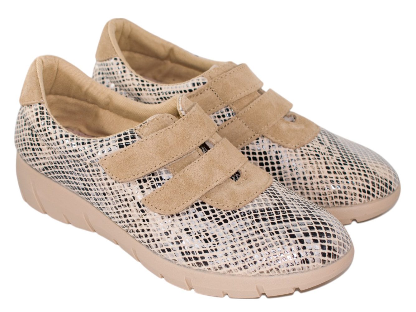 ZAPATILLAS CONFORT SEVILLAS 225572X BEIG