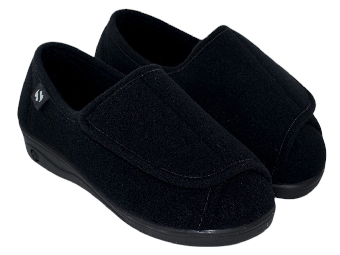 ZAPATILLAS ANCHO ESPECIAL PATRICIA TRILOBAL NEGRA
